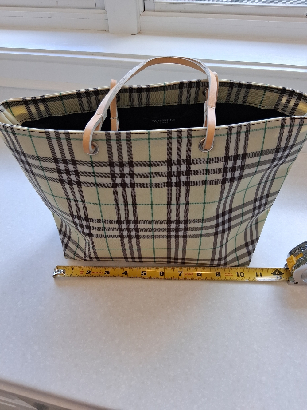 Burberry Cream Plaid Tote with Green Stripe and Tan Handles - Picture 9 of 10